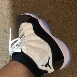 Meet your Posher, Travien